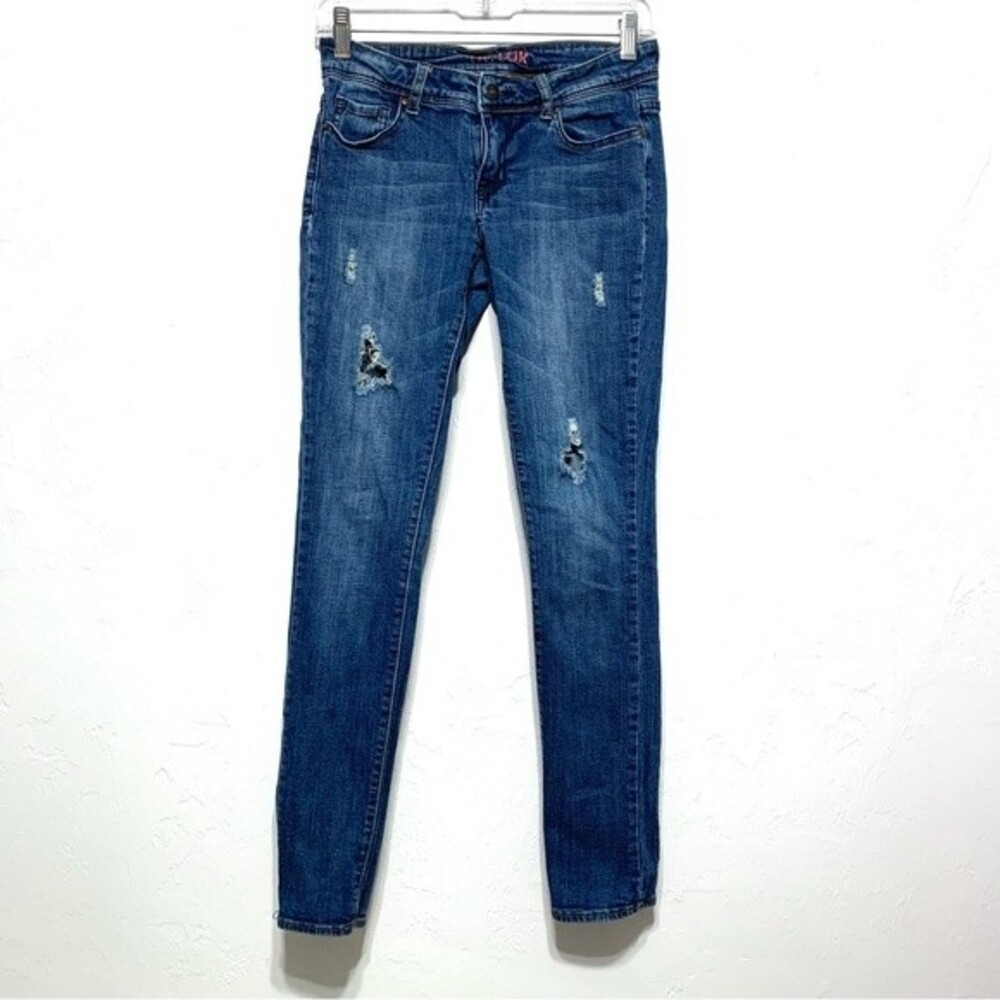 Delia’s Taylor Skinny Dark Medium Wash Jeans Distressed Low Rise size 4